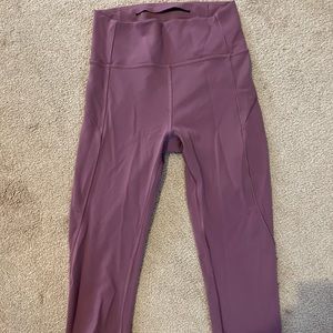 Lululemon 17 inch size 4